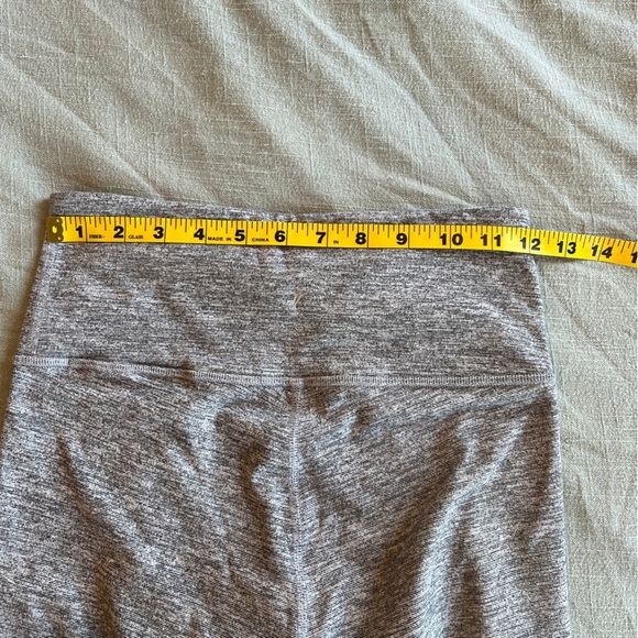 Old Navy Active Bike Shorts - Picture 8 of 8